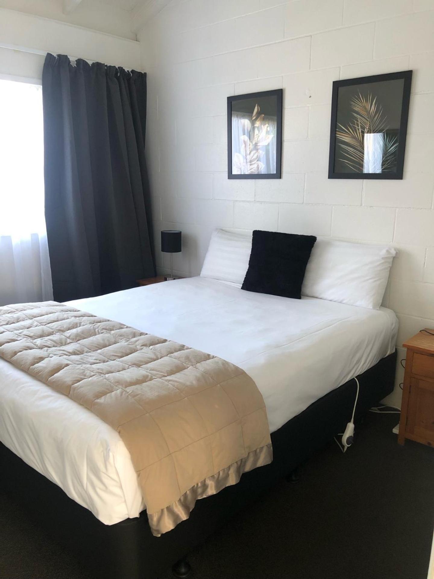 Rosetown Motel Te Awamutu Exterior photo